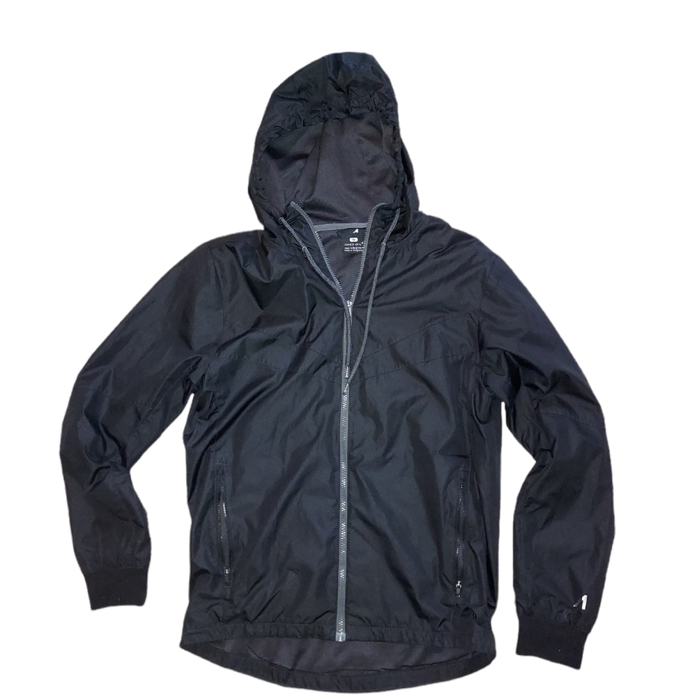 Black Men's small windbreaker